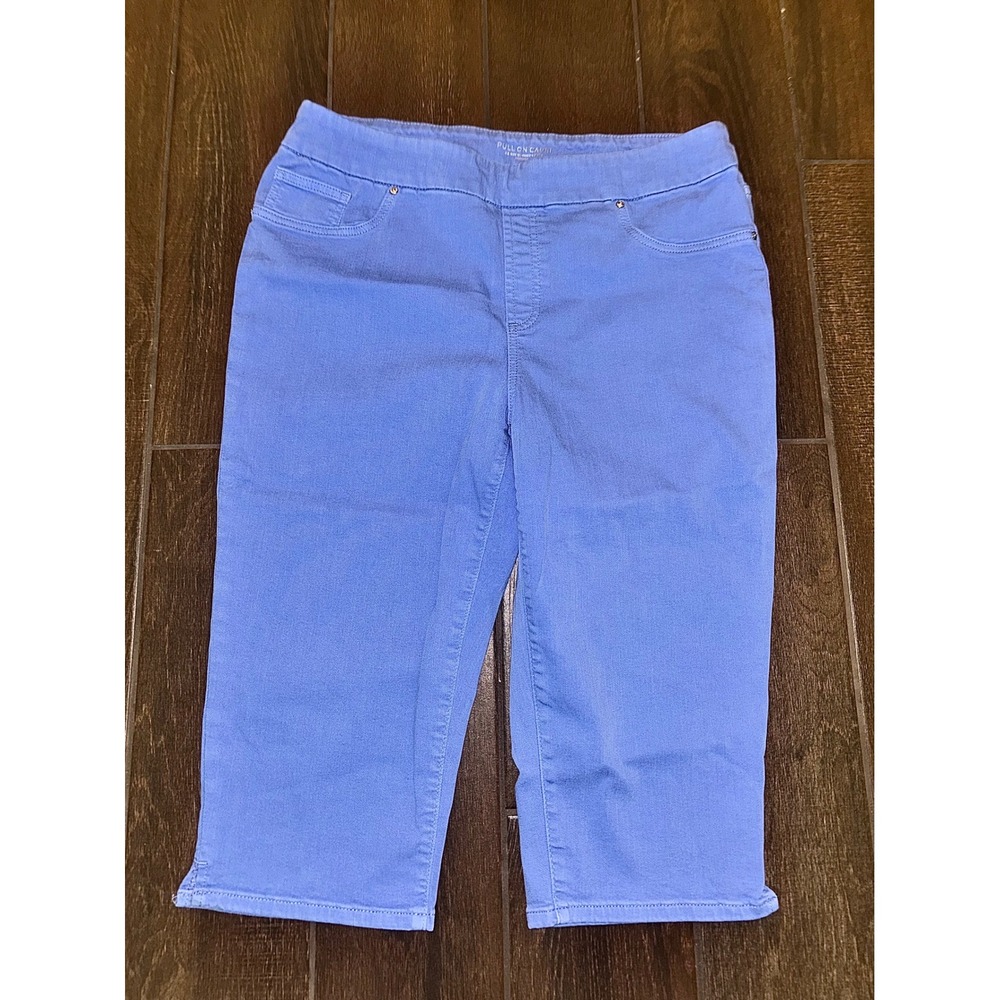 Chico's Pull On Capri Pants Size 12 Blue Stretch Denim Casual Cropped
